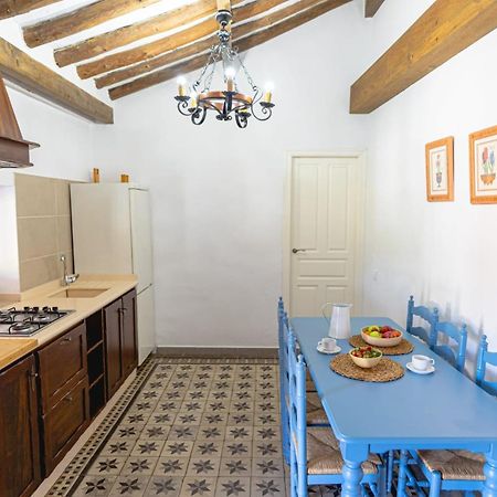 La Fuente De El Nacimiento Guest House Бенамаома Екстериор снимка