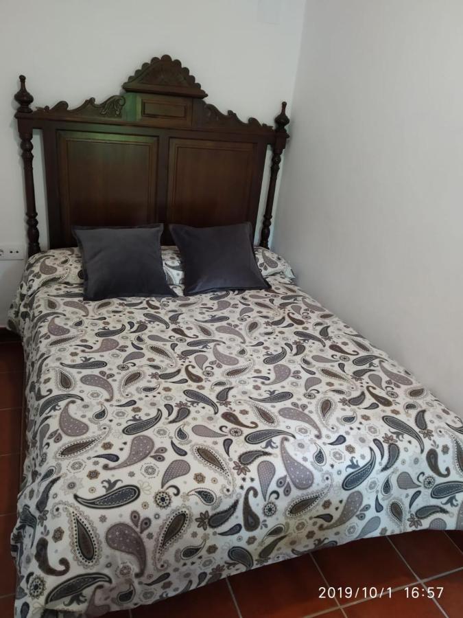 La Fuente De El Nacimiento Guest House Бенамаома Екстериор снимка