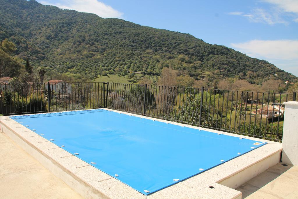 La Fuente De El Nacimiento Guest House Бенамаома Екстериор снимка